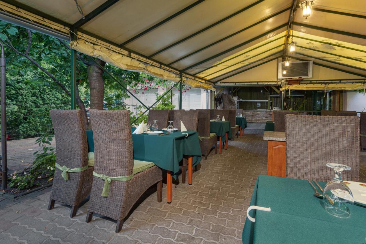 Illes Hotel แซแก็ด ภายนอก รูปภาพ